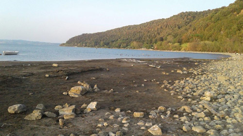 Lago di Bracciano: il fondale a pietraia 