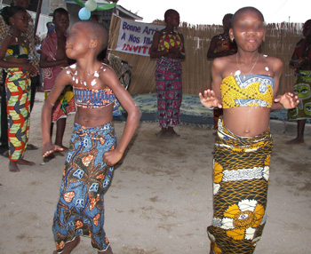 Les enfants du Bénin assurent la bonne conservation des danses de notre pays