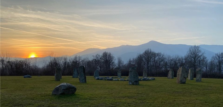 Il Cerchio di Pietre di Dreamland progettato da Giancarlo Barbadoro per dare continuità alla cultura celtica nell’antica terra sacra della Città di Rama