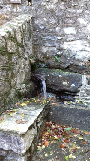 La fontana presso il Santuario
