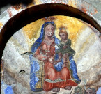 Affresco all’ingresso di quello che fu il lazzaretto dei Cornetti  (Balme – foto Gianni Castagneri)