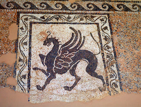 Frammento di mosaico con grifone, acropoli di Rodi, 250 a.C. circa