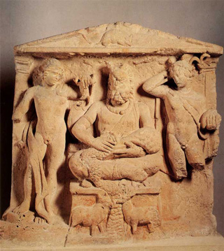  Antico rilievo raffigurante il dio celtico Cernunno in meditazione 
