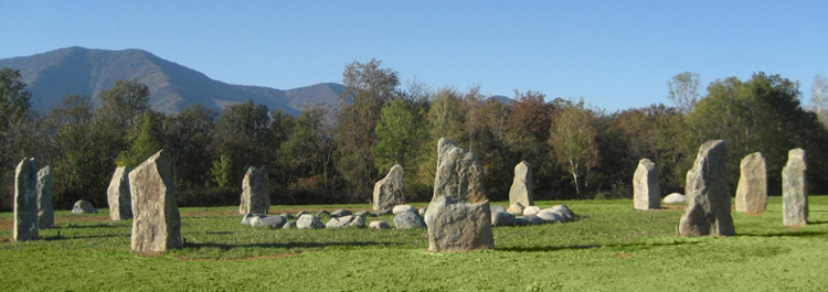 Il Cerchio di Pietre di Dreamland, nel Parco della Mandria, fatto erigereda Giancarlo Barbadoro per dare continuità alla cultura celtica