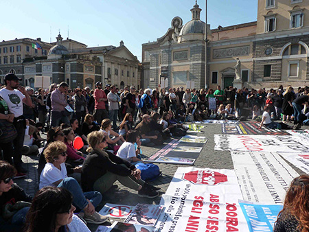 La manifestazione "Uniti per gli animali" di Roma
