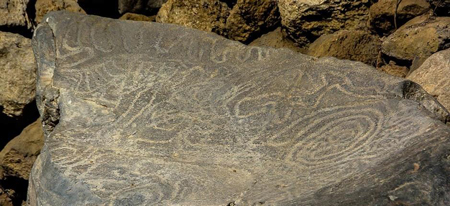 Graffiti preistorici nel Parco Archeologico di Belmaco (Isole Canarie)