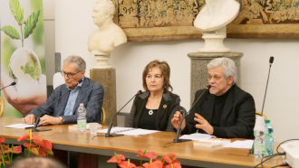 Il ricercatore della Ecospirituality Foundation Marco Pulieri, al suo fianco: Mauro Petrillo.